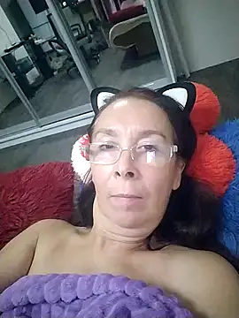 Czat XXX na żywo – Celine_Faer1