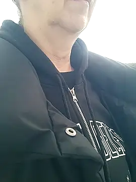 Celine_Faer1のウェブカメラショー