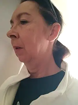 Celine_Faer1 라이브 XXX 채팅