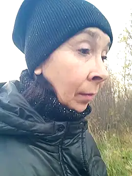Pokazy przed kamerką – Celine_Faer1