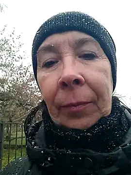 Celine_Faer1 Adlı Modelin Canlı XXX Sohbeti