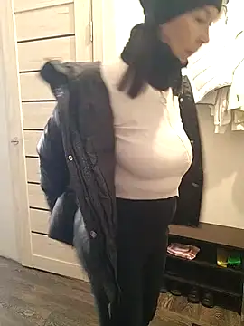 Celine_Faer1のウェブカメラショー