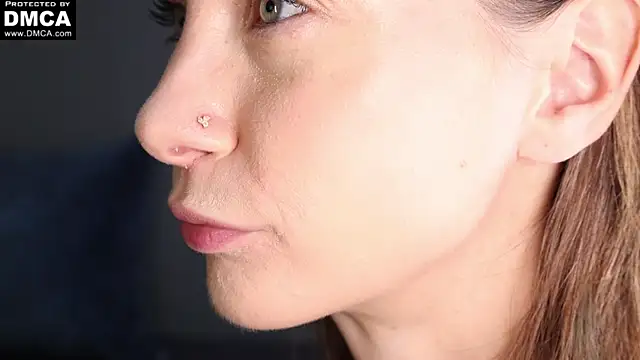 Kate001's Live XXX Chat