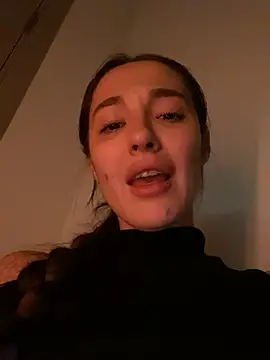 NotYourMiss' Live XXX Chat