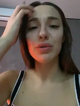 دردشة NotYourMiss الجنسية المباشرة