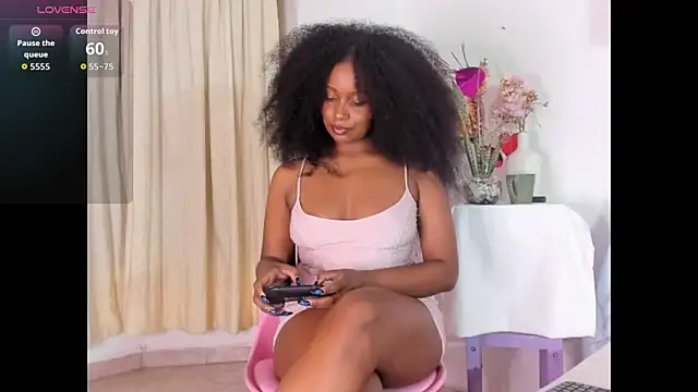 Chatroom XXX en direct de ElizabethBell_