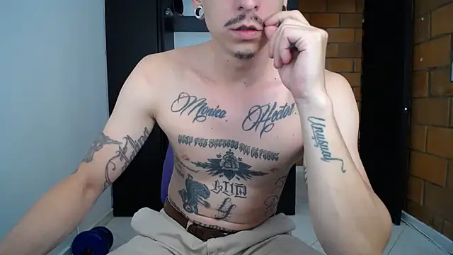xxxmethodic Шоу с уебкамера