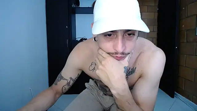 xxxmethodic: διαδικτυακό σόου στην κάμερα