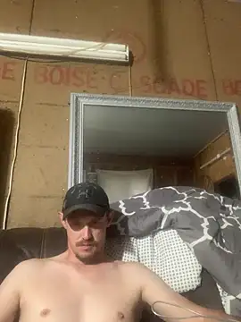 Midwestalpha's Webcam Show