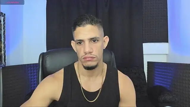 jhonnysnow17 Show in webcam