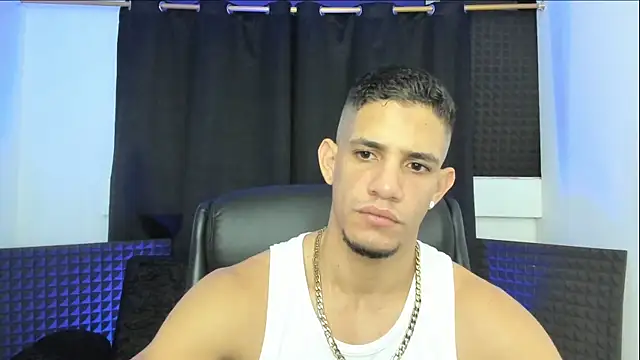 jhonnysnow17 网络视讯表演