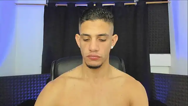 jhonnysnow17's Live XXX Chat