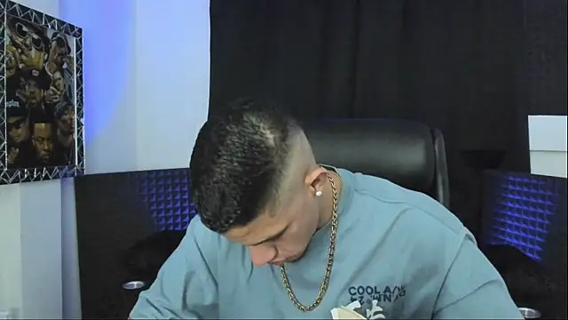 Chat +18 de jhonnysnow17 ao vivo