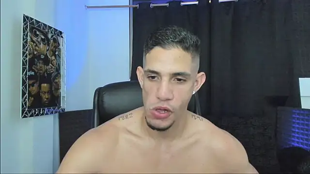 Chatroom XXX en direct de jhonnysnow17