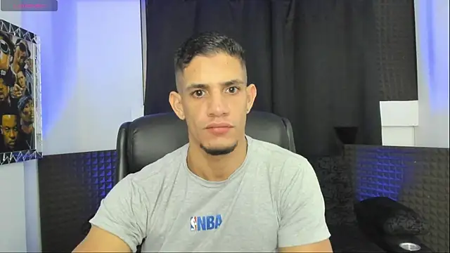 Show de jhonnysnow17 na webcam