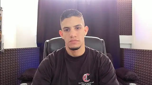 jhonnysnow17's Webcam Show