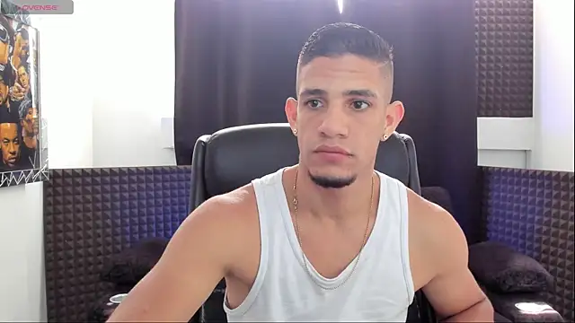 jhonnysnow17 webcam show