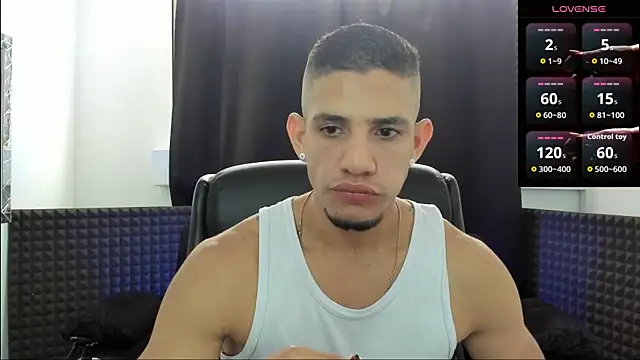 jhonnysnow17 网络视讯表演