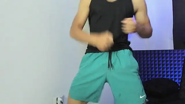 Webkamerová show jhonnysnow17