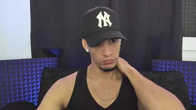 Show de jhonnysnow17 na webcam