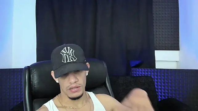 jhonnysnow17's Webcam Show