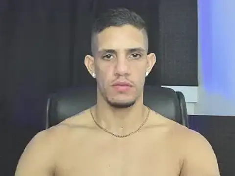 jhonnysnow17 Show in webcam