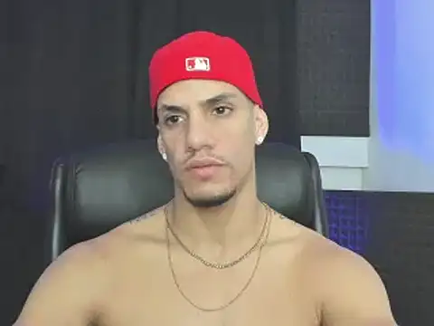 Show modela jhonnysnow17 na web-kameri