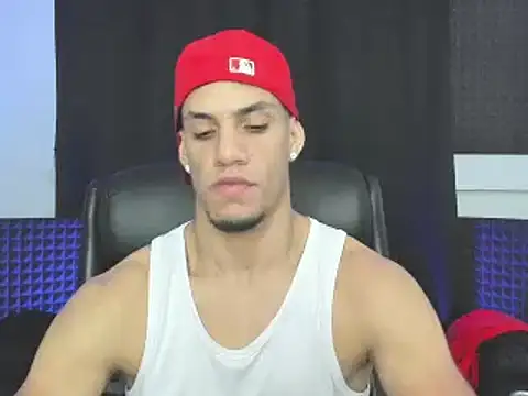 jhonnysnow17 Шоу с уебкамера