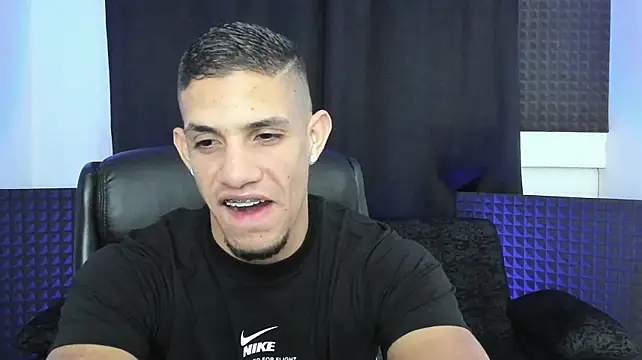 jhonnysnow17 Webcam show