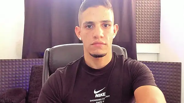 jhonnysnow17 Show Webcam
