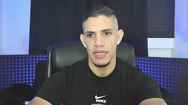 عرض كام jhonnysnow17