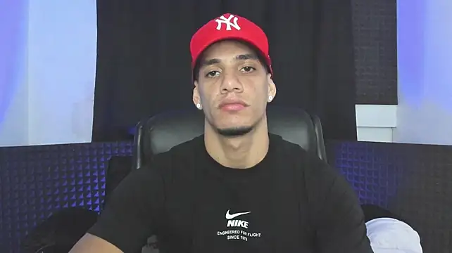 jhonnysnow17 webcam show