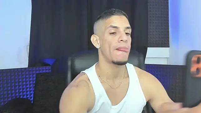jhonnysnow17 Webcam-Show