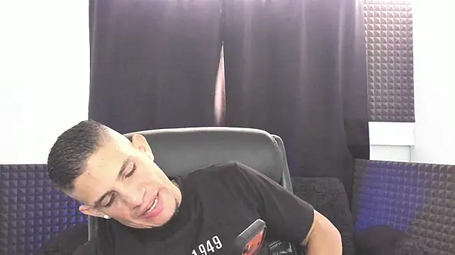 jhonnysnow17 Webcam show