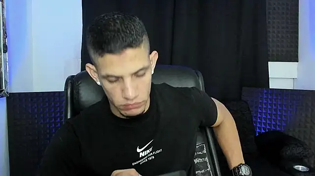 jhonnysnow17 Pertunjukan Webcam