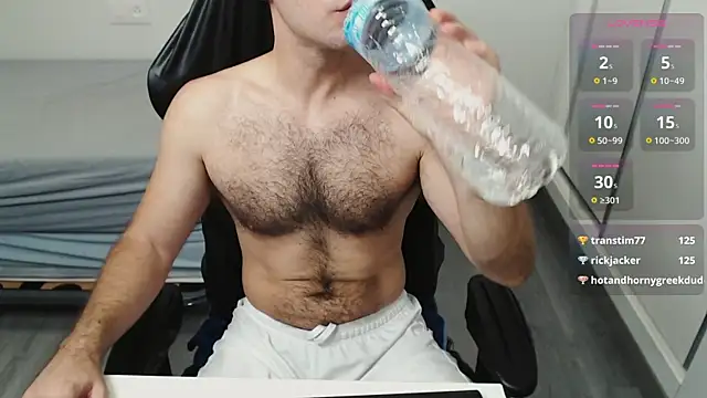 Show modela cutehairymacho na web-kameri
