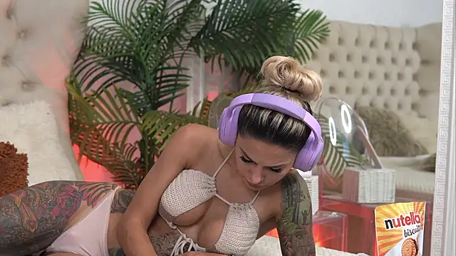 TiffanyMaze – Live XXX-chat