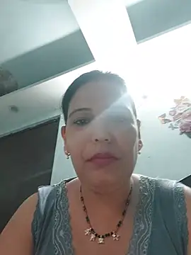 Poojabhabi101's Webcam Show