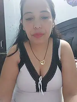 Poojabhabi101n Live XXX chat