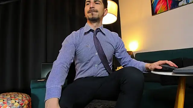 LiamCossio_ Show Webcam