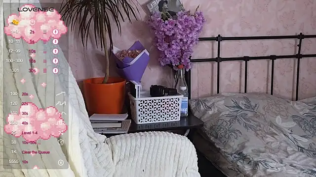lil_luna_x Live chatroom