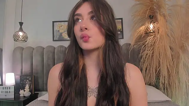 cute__cherry_'s Live XXX Chat