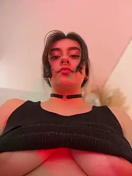Chat XXX en directo de cute__cherry_
