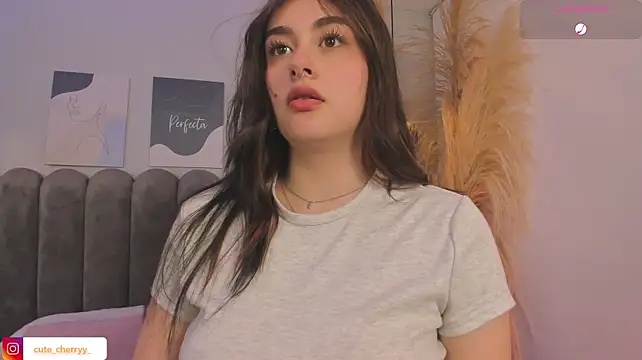Czat XXX na żywo – cute__cherry_