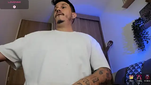 alejandro_stark 网络视讯表演