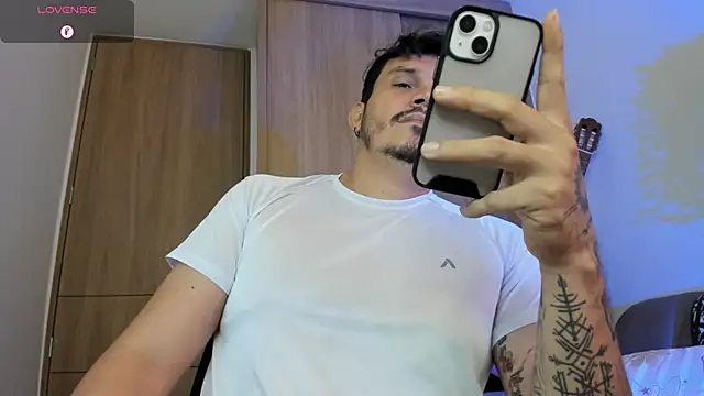 alejandro_stark Pertunjukan Webcam
