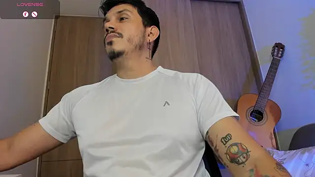alejandro_stark Pertunjukan Webcam