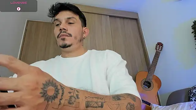 alejandro_stark: вебкам-шоу