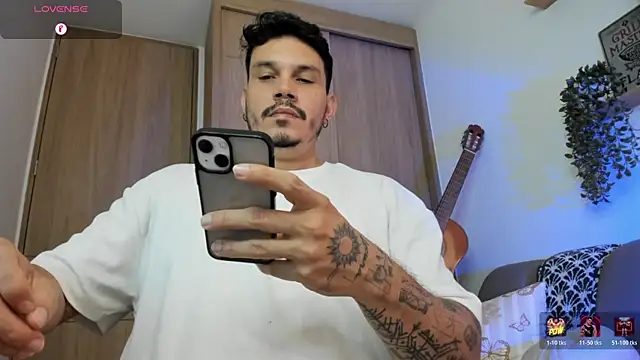 Webkamerová show alejandro_stark