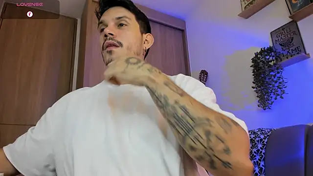 عرض كام alejandro_stark